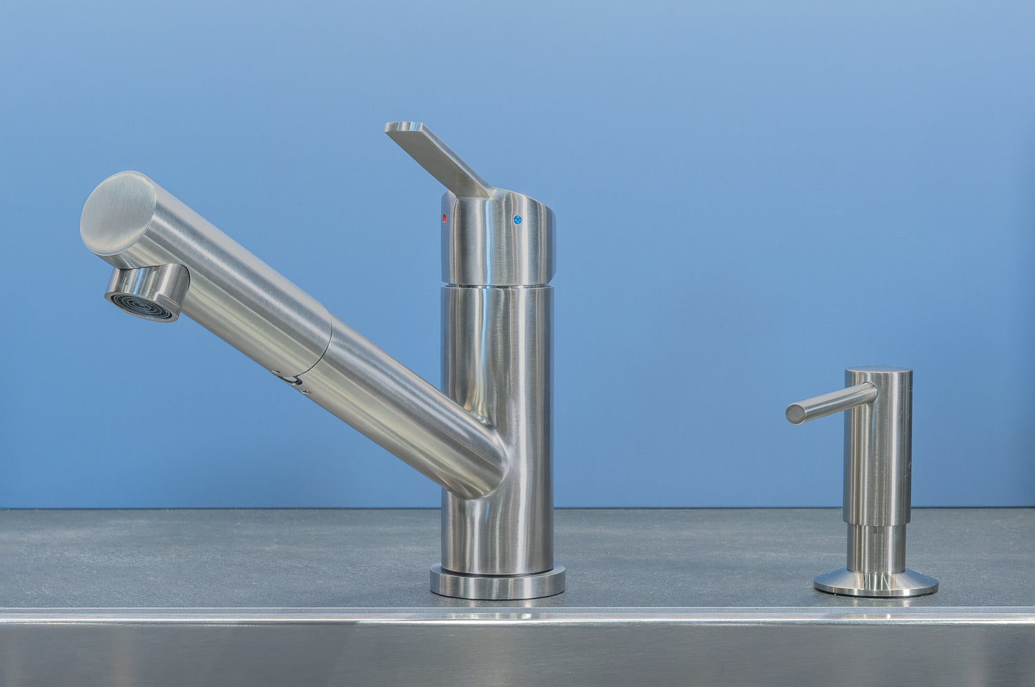 Mizzo Patro kitchen tap brushed steel